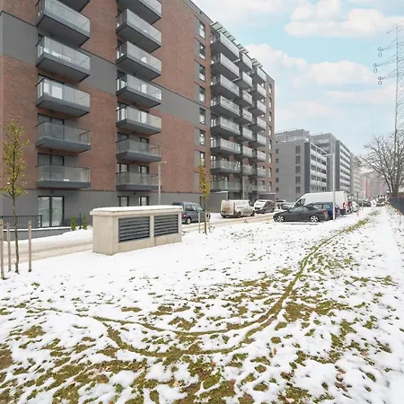 Elegant In The Center Of With Free Garage By Renters Appartement Wrocław